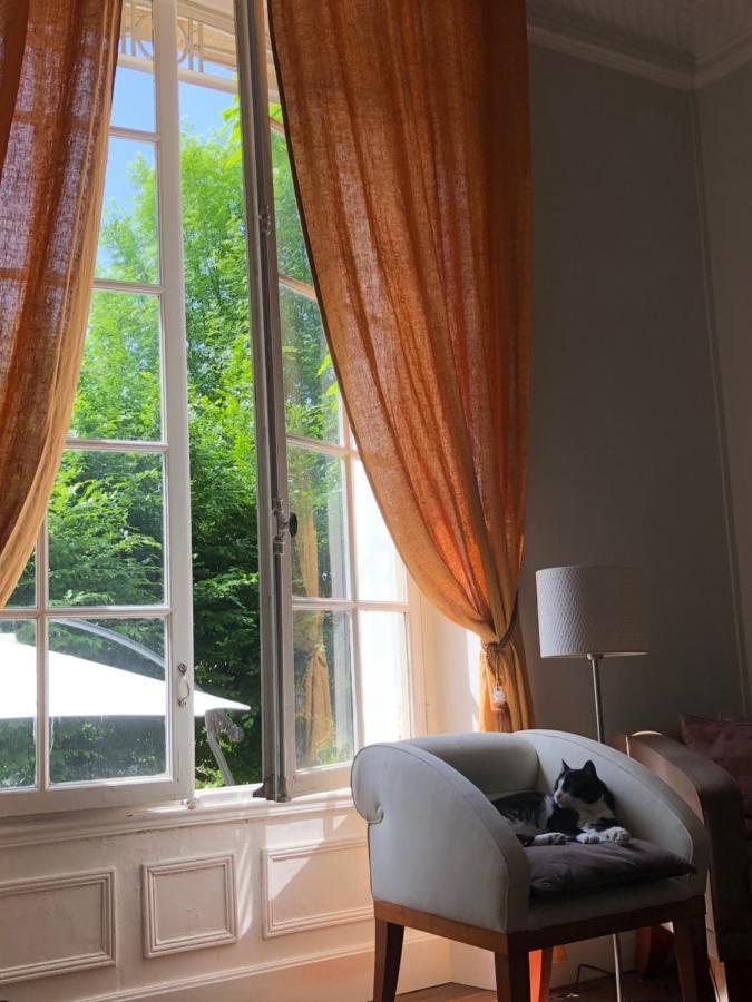 Maison De La Comtesse Bed & Breakfast Cosne-d'Allier