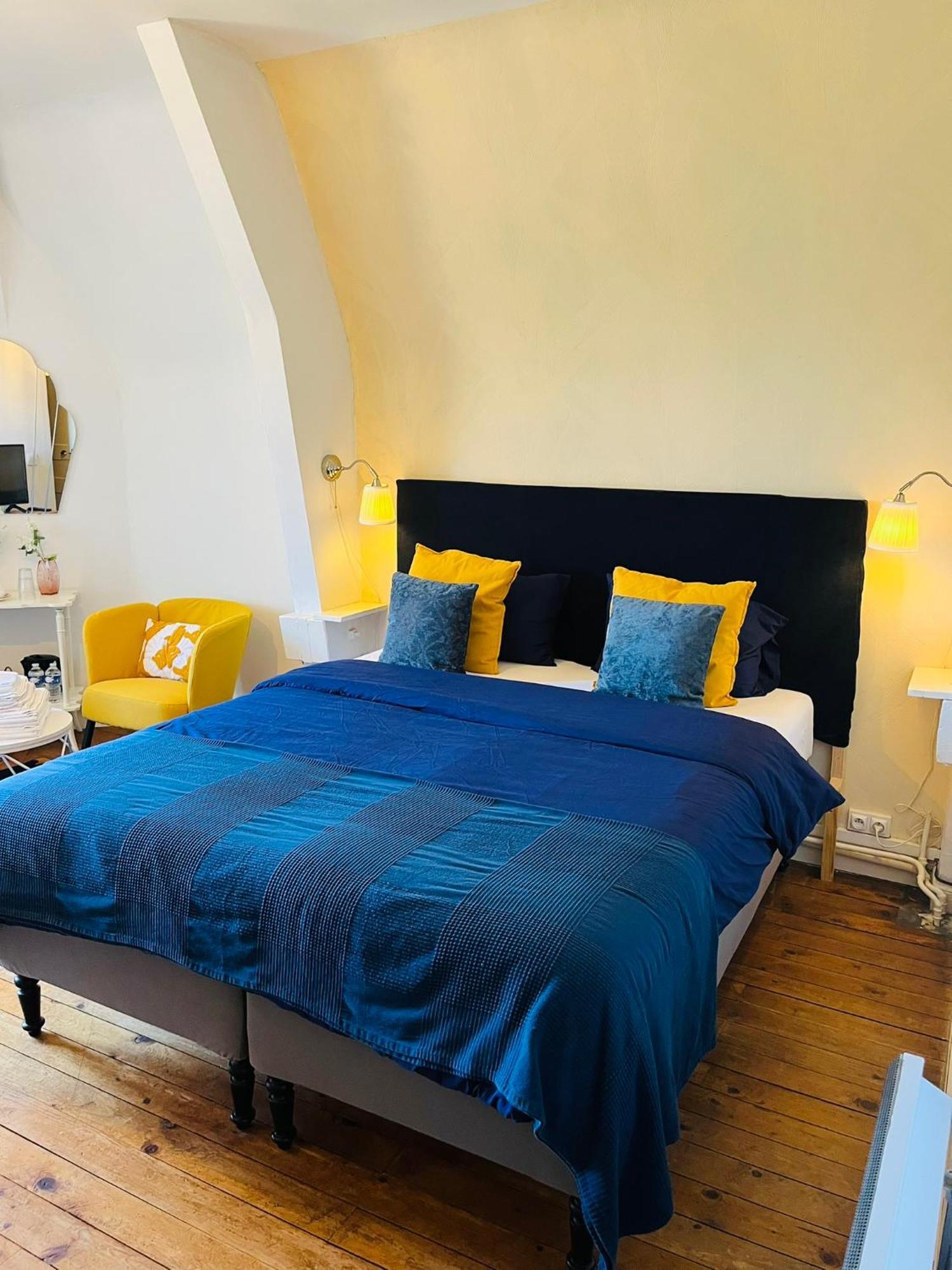 Maison De La Comtesse Bed & Breakfast